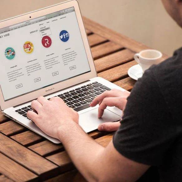 Traduction expert et relecture de documents multilingues par notre agence à Casablanca